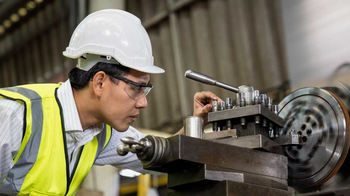 Curso de Torneiro Mecânico Online